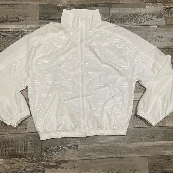 LBH Jackets & Blazers - LBH White Tennis Windbreaker Jacket Small 
Lily's of Beverly Hills LBH